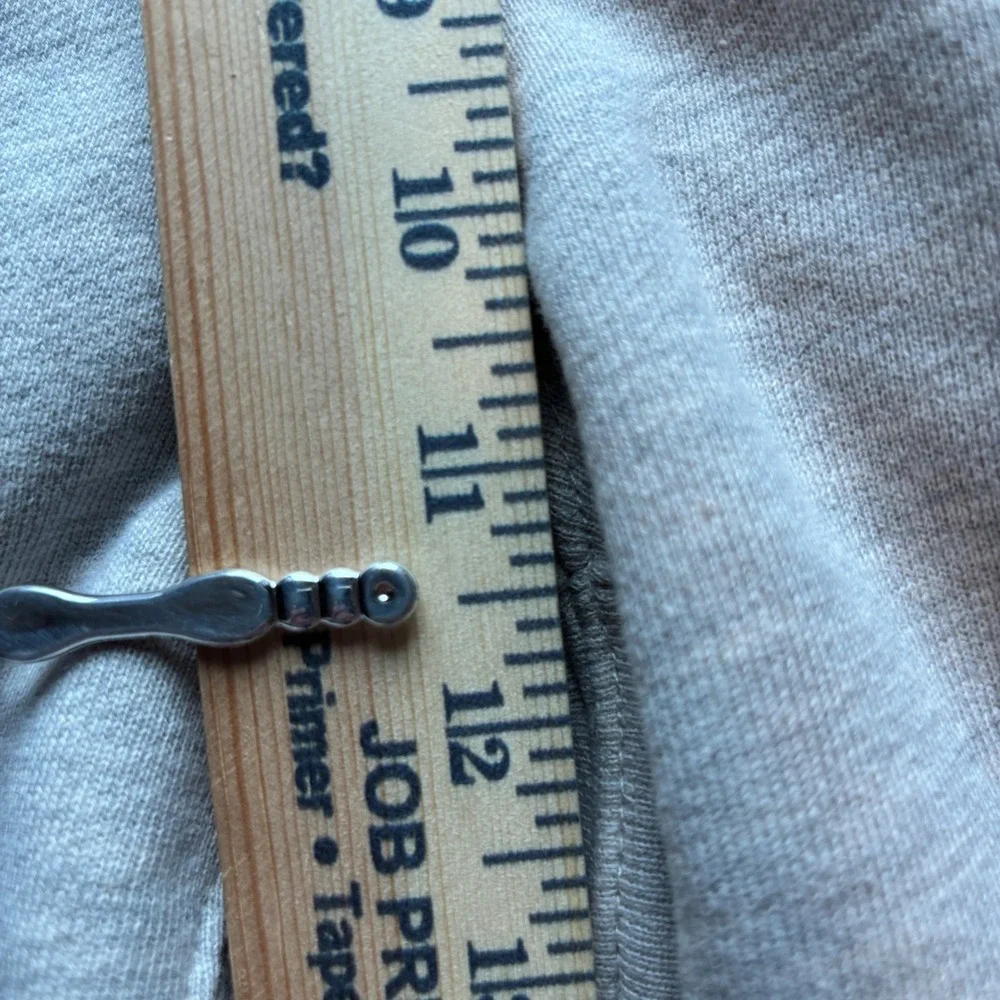 Free People Movement Women's Heather Grey Barrel Leg Cropped Sweatpants Medium - Picture 14 of 16